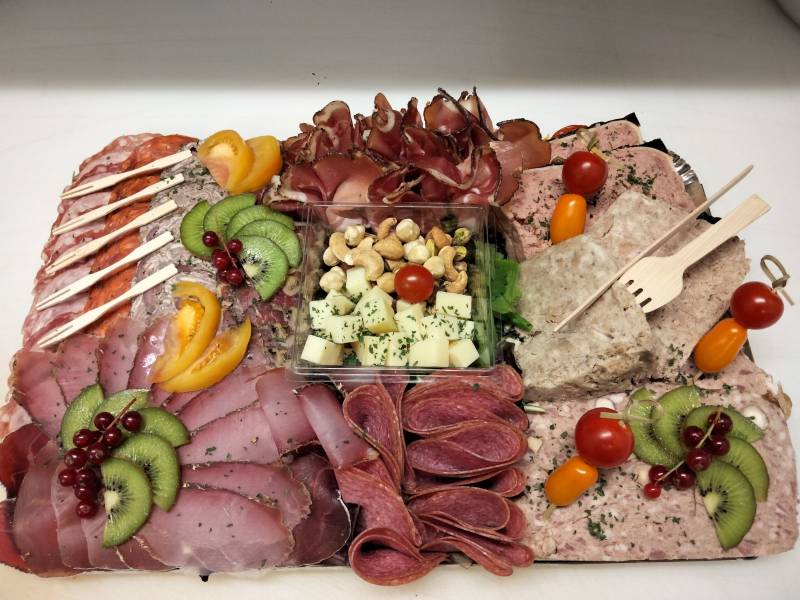 Réalisation de plateaux de charcuterie proche de Veulettes-sur-Mer 76