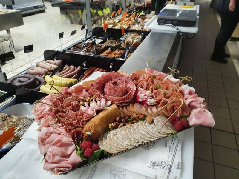 Meilleur traiteur pour repas de départ en retraite proche de Veulettes-sur-Mer 76