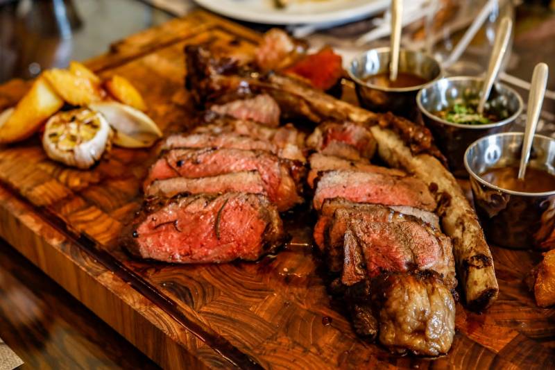 Magasin pour la préparation de Plateaux de viandes froides à Fécamp